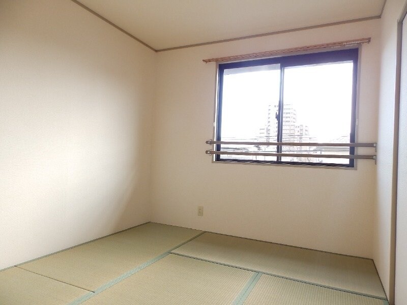 物件内観写真17　(同型タイプ)