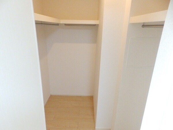 収納(同型部屋写真使用)