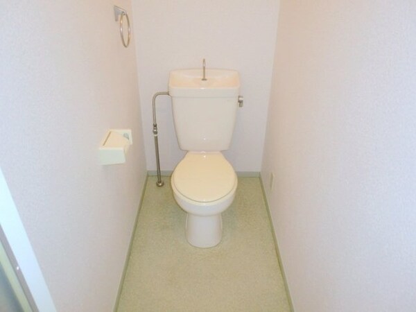 トイレ(同タイプの画像です)