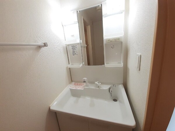 洗面所(同物件別部屋タイプ)