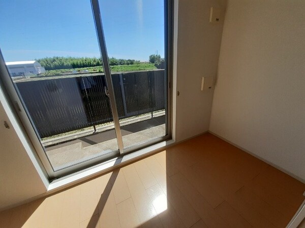 バルコニー(同物件別部屋タイプ)