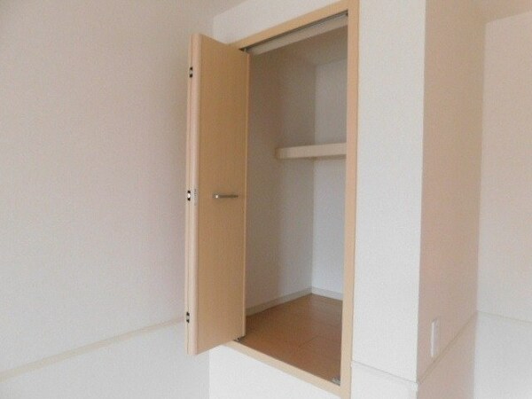 収納(同タイプ部屋写真です。)