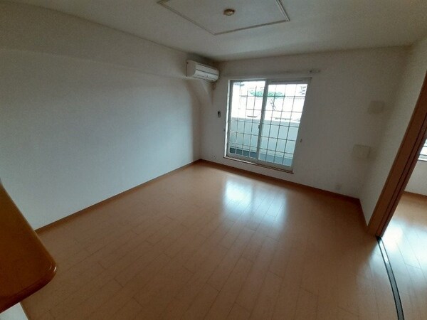 居室・リビング(同タイプのお部屋の参考写真です。)