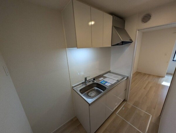 キッチン(同型部屋写真です。)