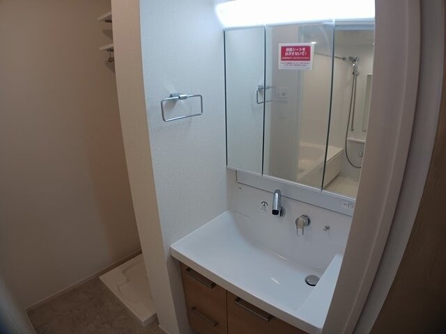 物件内観写真9　(同型参考写真)