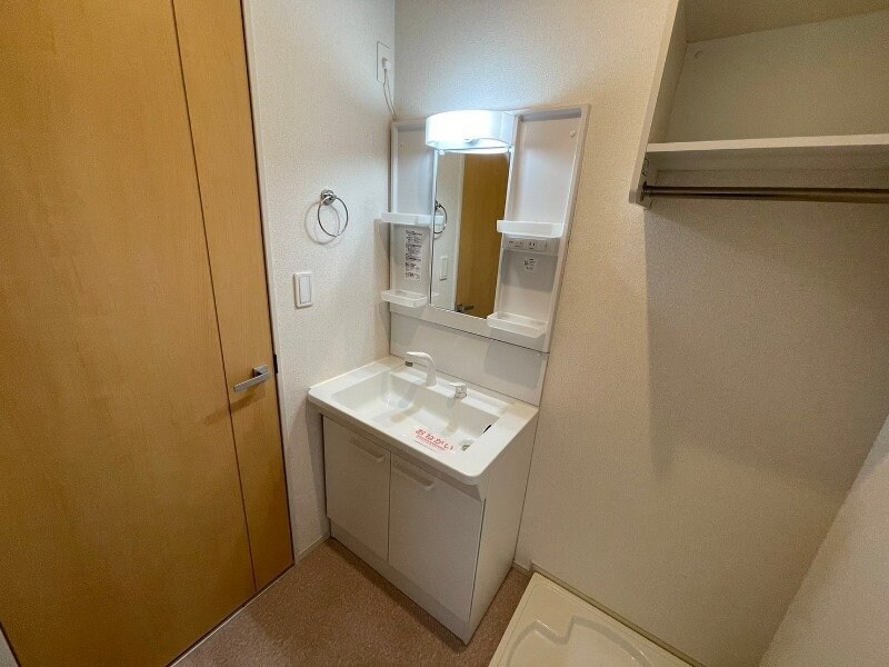 物件内観写真9　(同型参考写真)