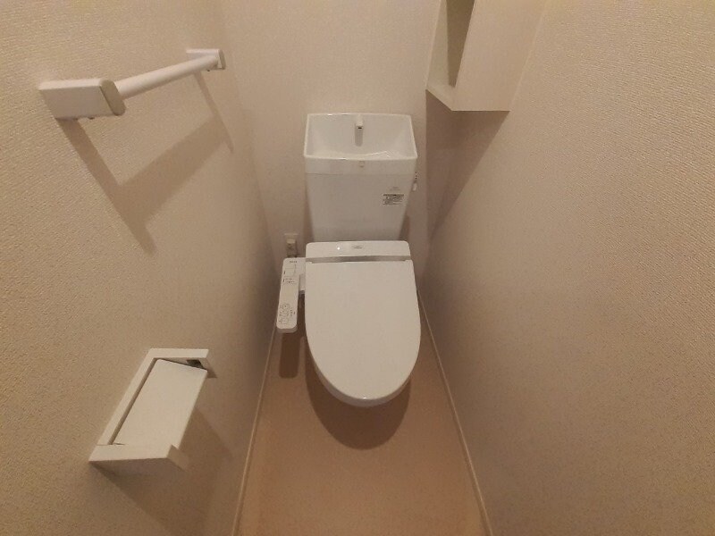 物件内観写真10　(同型参考写真)