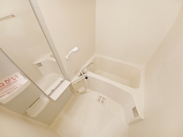 バス／シャワールーム等(同物件別部屋写真)