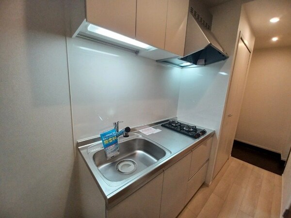 キッチン(同物件別部屋写真)