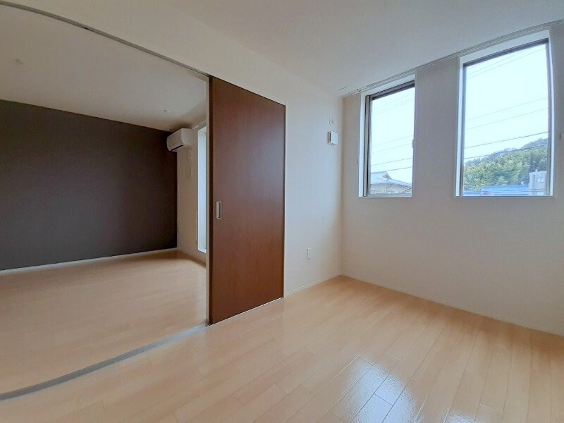 物件内観写真10　(同物件別室写真)