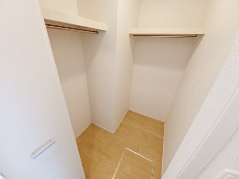 物件内観写真13　(同型反転写真です。)