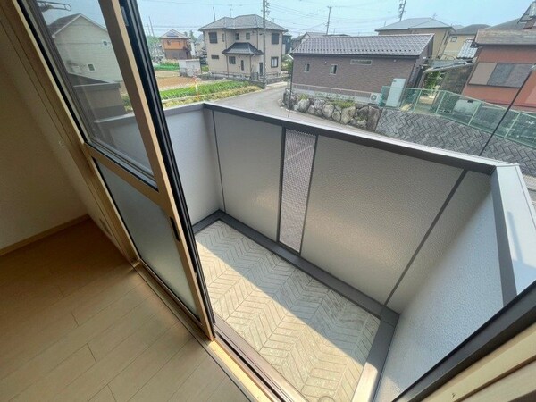 バルコニー(同型参考写真)