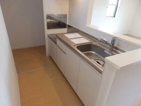 キッチン(同型部屋写真です。)