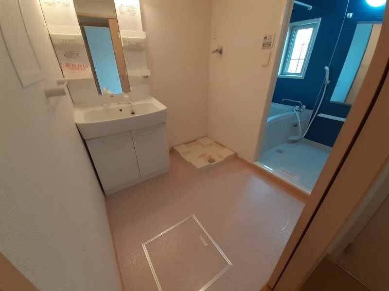 物件内観写真9　(同物件別室反転タイプ画像)