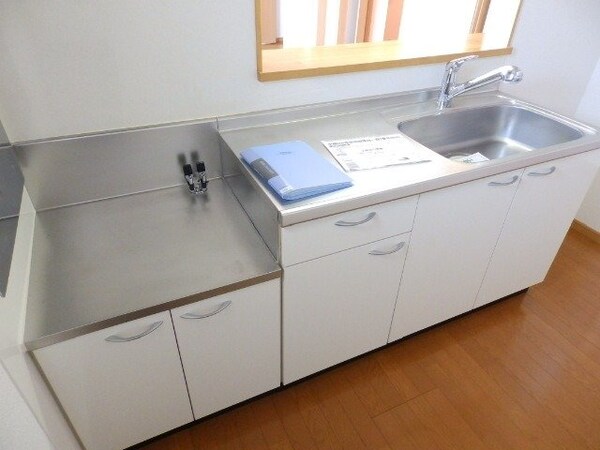 キッチン(同型部屋写真です。)