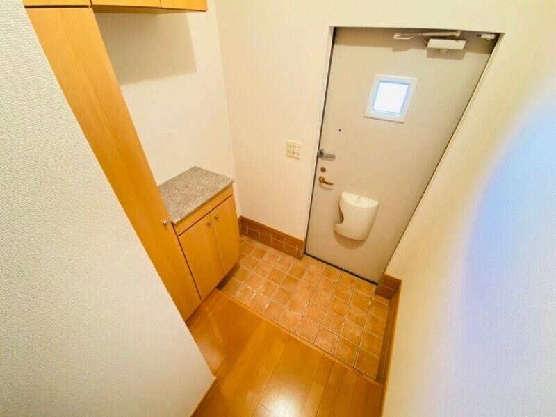 物件内観写真11　(同物件別室反転タイプ画像)