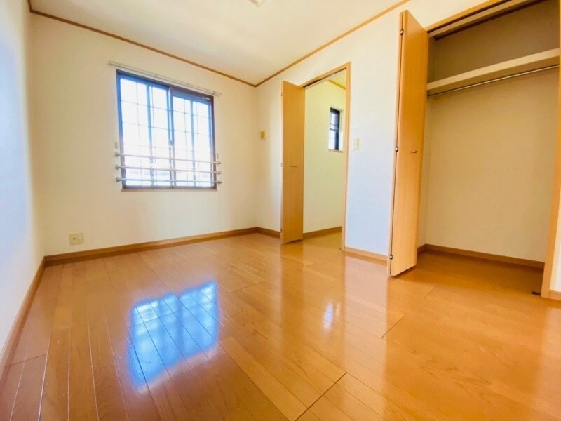 物件内観写真22　(同物件別室反転タイプ画像)