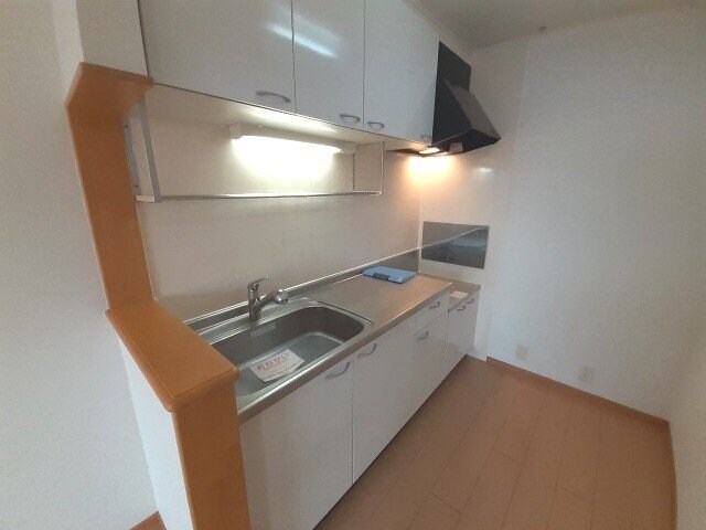 物件内観写真8　(同建物の別部屋写真です)