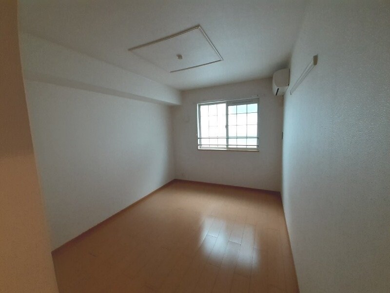 物件内観写真23　(同建物の別部屋写真です)