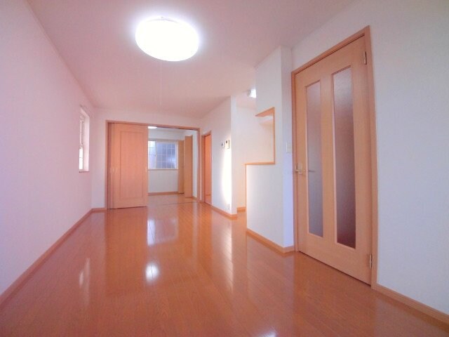 物件内観写真9　(その他部屋・スペース)