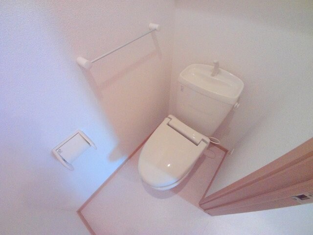 物件内観写真10　(トイレ)