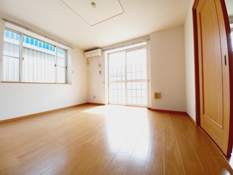 物件内観写真12　(同物件別部屋参考写真です。)