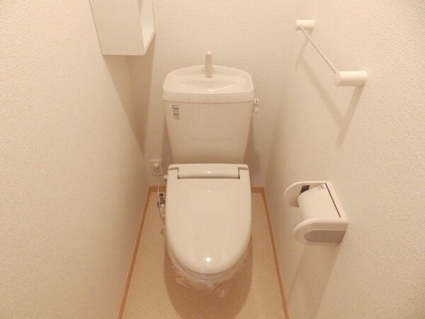 トイレ(同タイプの部屋写真です)
