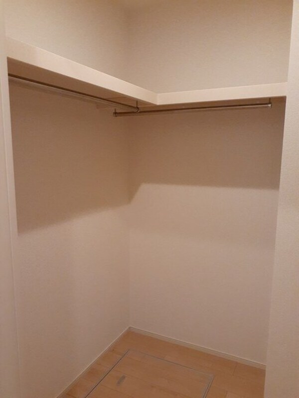 収納(同タイプの部屋写真です)