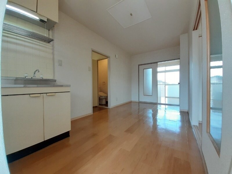 物件内観写真6　(同物件別室の画像です)