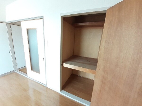 収納(同物件別室の画像です)