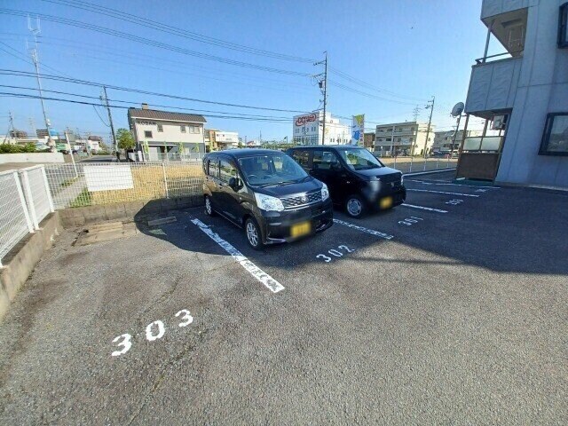 物件外観写真3　