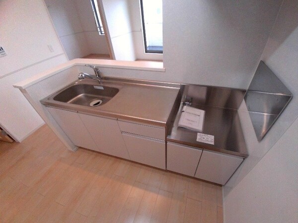 キッチン(同型部屋写真です。)