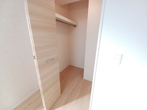 収納(同タイプの部屋写真です。)
