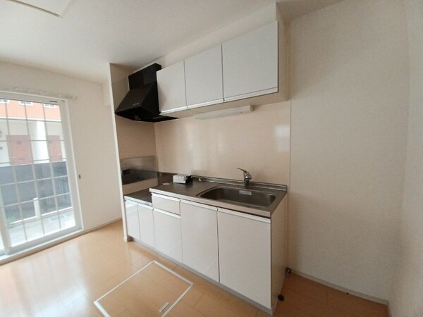 キッチン(同タイプ別部屋参考写真です)