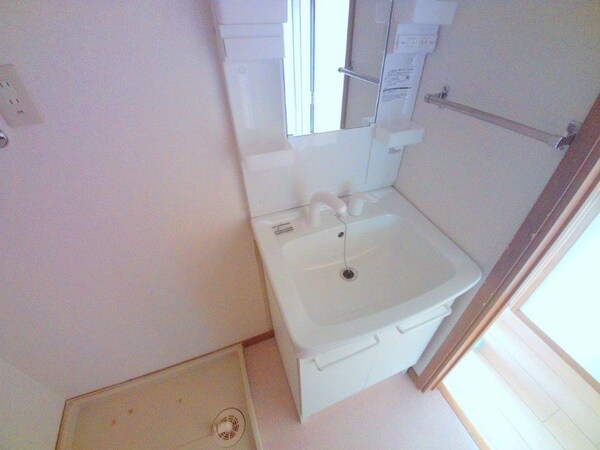 洗面所(同物件別部屋タイプ)