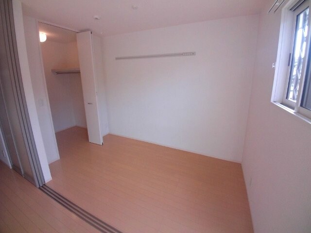 物件内観写真8　(同建物の別部屋写真です)