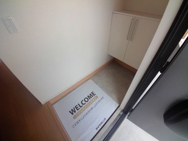 物件内観写真13　(同建物の別部屋写真です)