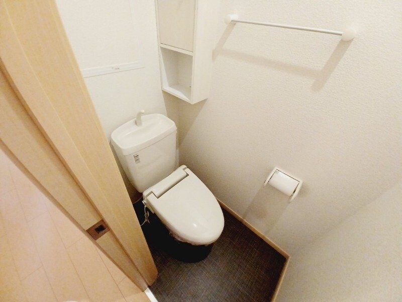 物件内観写真11　(同型反転参考写真)