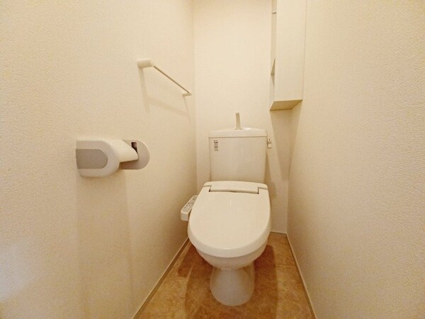 トイレ(同タイプ部屋写真です。)