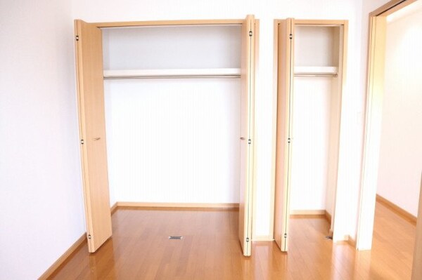 収納(同タイプ部屋写真です。)