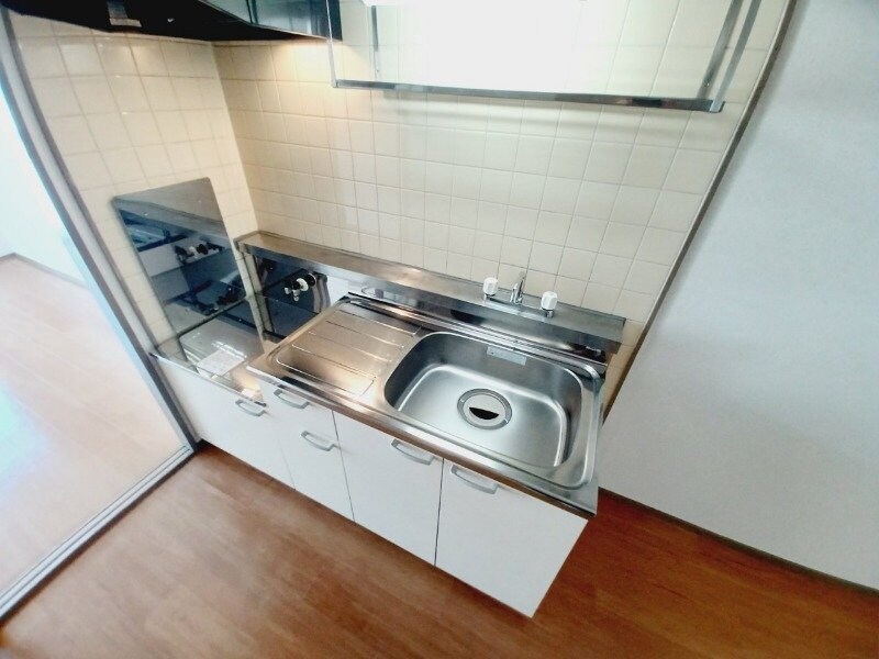 物件内観写真6　(別部屋反転参考写真です。)