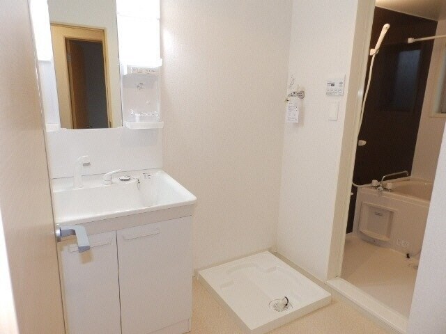 物件内観写真10　(同型参考写真)