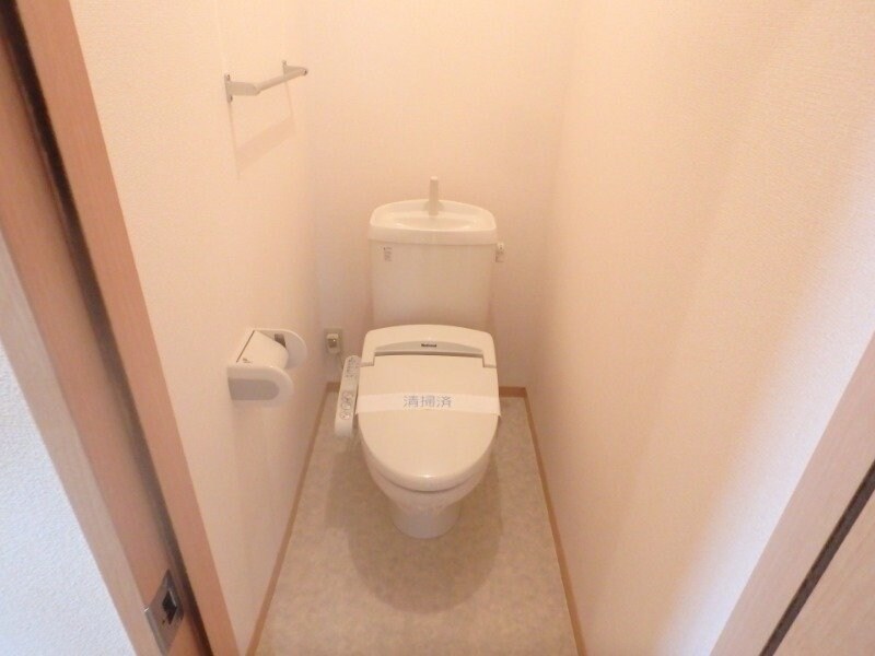 物件内観写真8　(同物件別室の画像です)