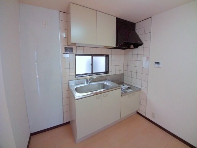 物件内観写真5　(同物件別室参考写真)