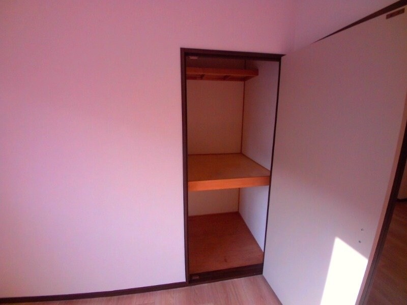 物件内観写真10　(同物件別室参考写真)