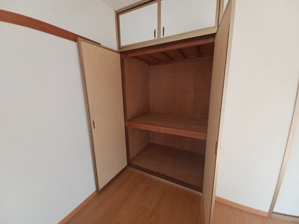 収納(同タイプ部屋写真です。)