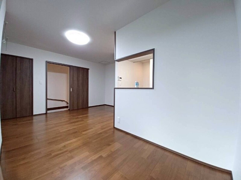 物件内観写真7　(※反転タイプの別部屋写真です)