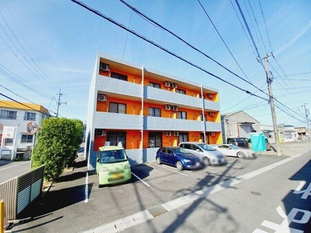 ルネス　レジェンド外観写真