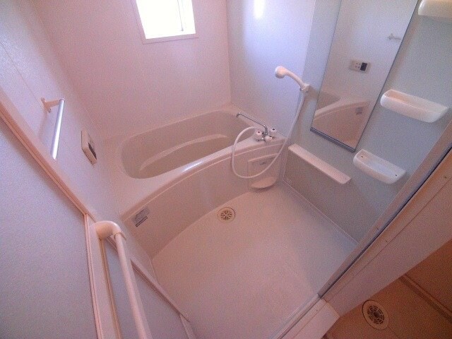 物件内観写真7　(同タイプ部屋写真です。)