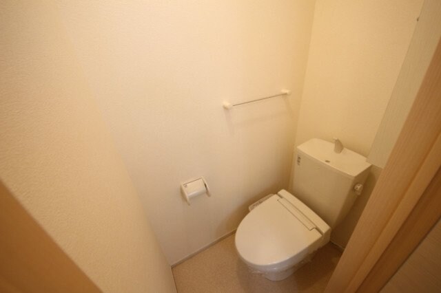 物件内観写真10　(同型参考写真)